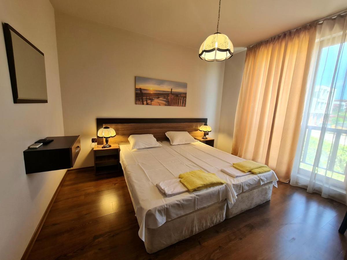 Sea Panorama Apartment - Diamond Beach Sarafovo بورغاس المظهر الخارجي الصورة