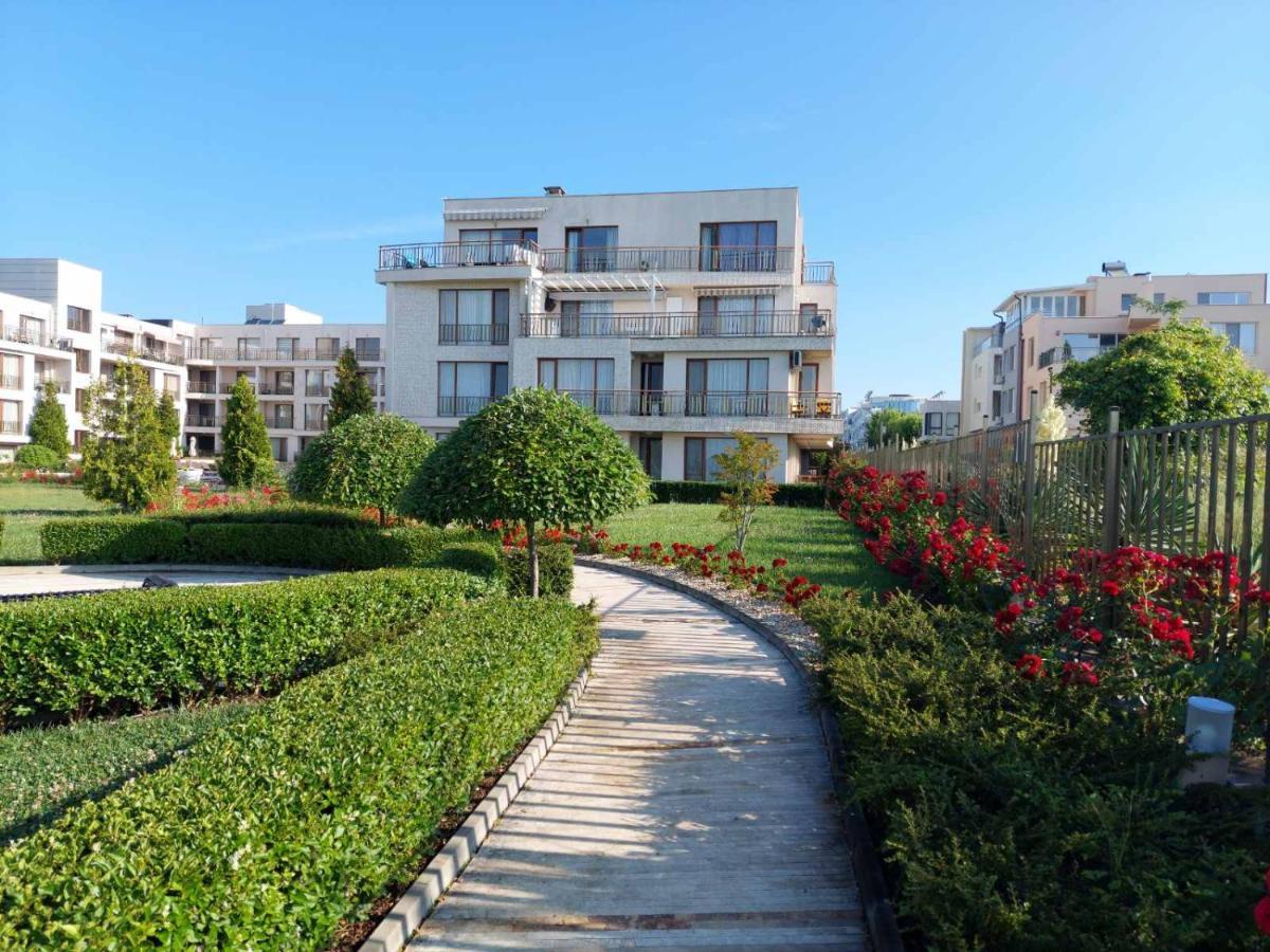 Sea Panorama Apartment - Diamond Beach Sarafovo بورغاس المظهر الخارجي الصورة